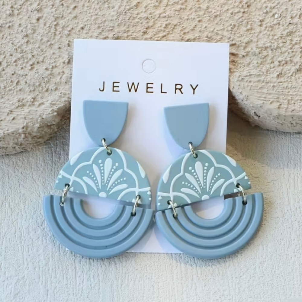 🇨🇦 Handmade Lightweight Clay Earrings